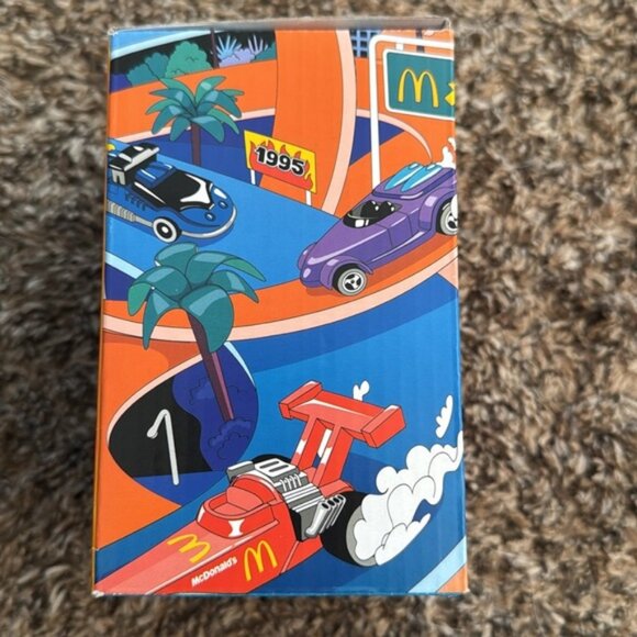 McDonalds COLLECTORS CUP 2024 Barbie X Hot Wheel’s CANADA-GLASS - Picture 2 of 9